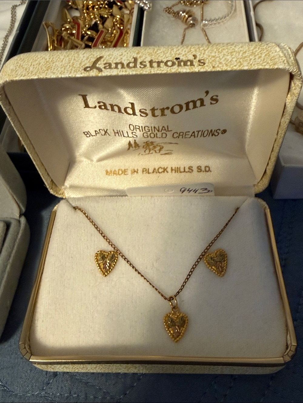 😍Vintage Landstroms 10K black hills gold  Necklace & earrings set.